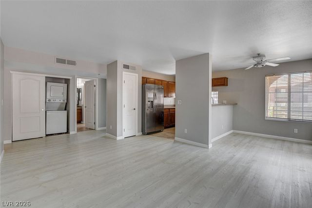 2110 Sealion Drive 104, Las Vegas, NV 89128