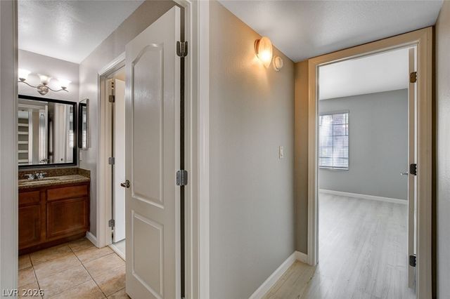 2110 Sealion Drive 104, Las Vegas, NV 89128