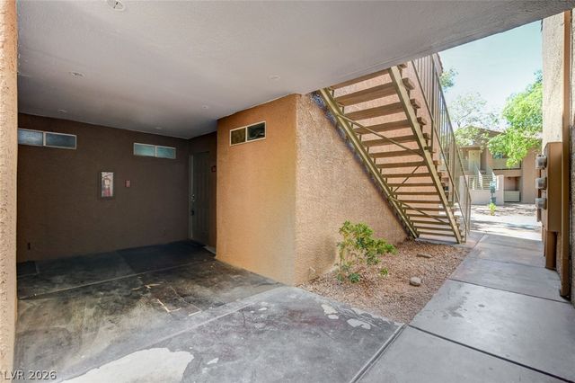 2110 Sealion Drive 104, Las Vegas, NV 89128