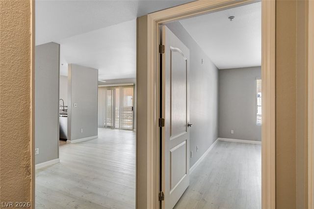 2110 Sealion Drive 104, Las Vegas, NV 89128