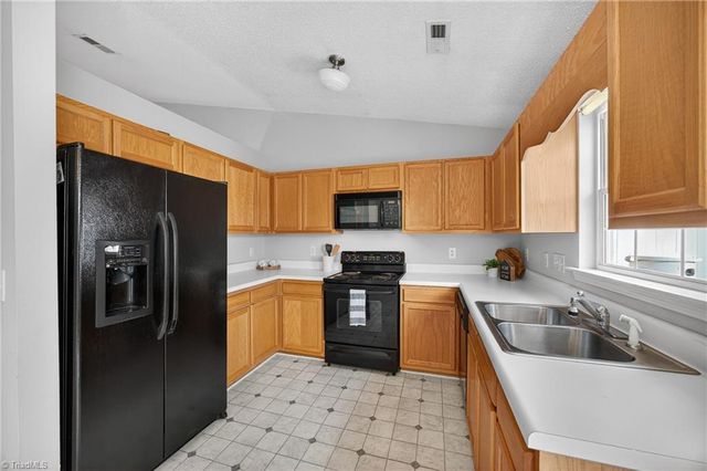 301 Chesapeake Lane, Archdale, NC 27263