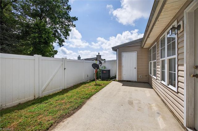 301 Chesapeake Lane, Archdale, NC 27263