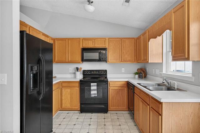 301 Chesapeake Lane, Archdale, NC 27263