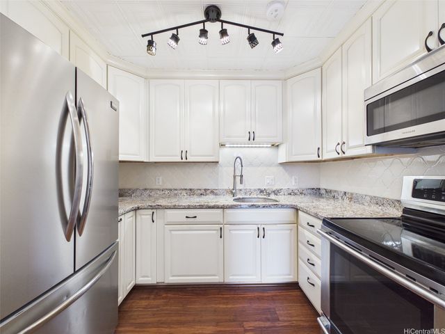 1600 Wilikina Drive A604, Wahiawa, HI 96786