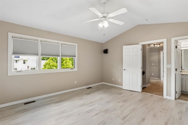 206 NW Ridgeline Drive, Ankeny, IA 50023