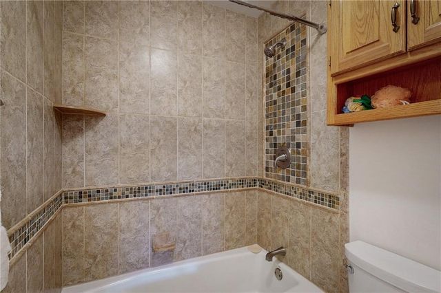 105 Toucan Street, Raymore, MO 64083