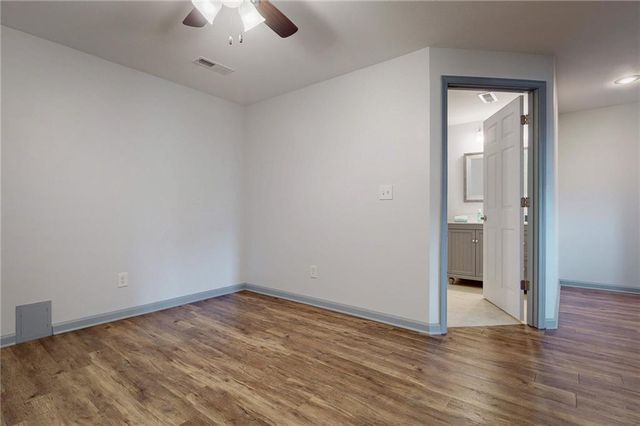 105 Toucan Street, Raymore, MO 64083