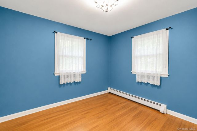 287 Munsell Road, Patchogue, NY 11772