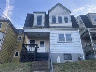 1222 Rodgers St, West Mifflin, PA 15207