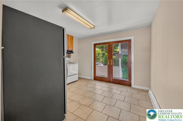 325 East Fell Street, Summit Hill Boro, PA 18250