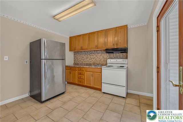 325 East Fell Street, Summit Hill Boro, PA 18250