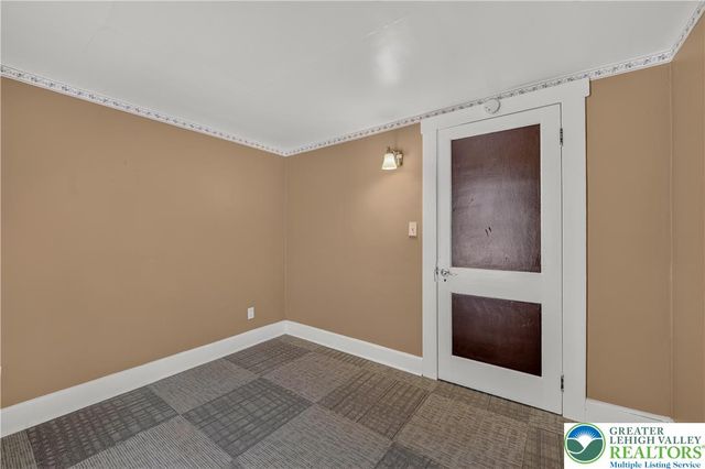 325 East Fell Street, Summit Hill Boro, PA 18250