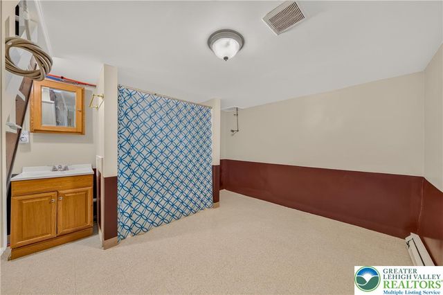 325 East Fell Street, Summit Hill Boro, PA 18250