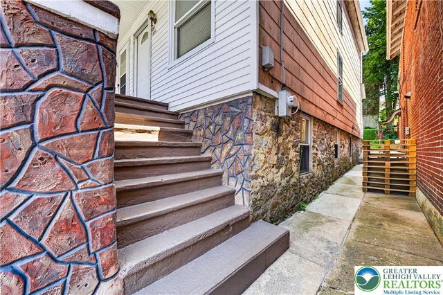 325 East Fell Street, Summit Hill Boro, PA 18250