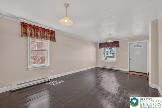 325 East Fell Street, Summit Hill Boro, PA 18250