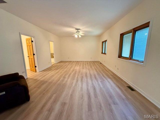 20404 Alpine Trail, Raymondville, MO 65555