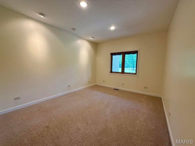 20404 Alpine Trail, Raymondville, MO 65555