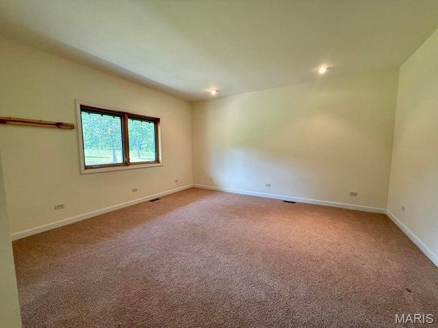 20404 Alpine Trail, Raymondville, MO 65555