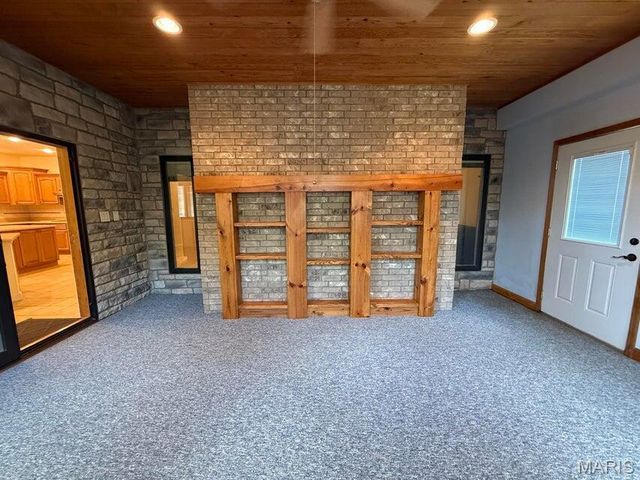 20404 Alpine Trail, Raymondville, MO 65555