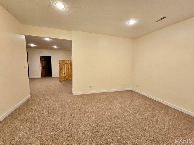 20404 Alpine Trail, Raymondville, MO 65555