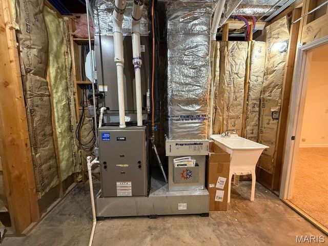 20404 Alpine Trail, Raymondville, MO 65555