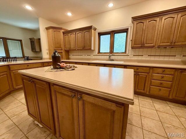 20404 Alpine Trail, Raymondville, MO 65555