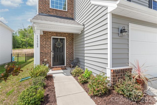 15308 Lake Ridge Road, Charlotte, NC 28278