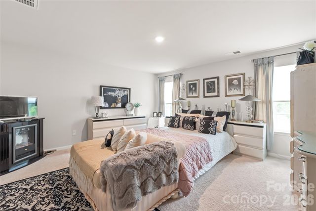 15308 Lake Ridge Road, Charlotte, NC 28278