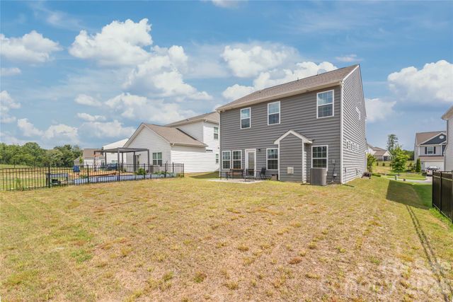 15308 Lake Ridge Road, Charlotte, NC 28278