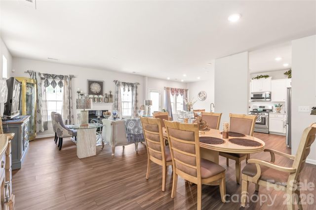 15308 Lake Ridge Road, Charlotte, NC 28278