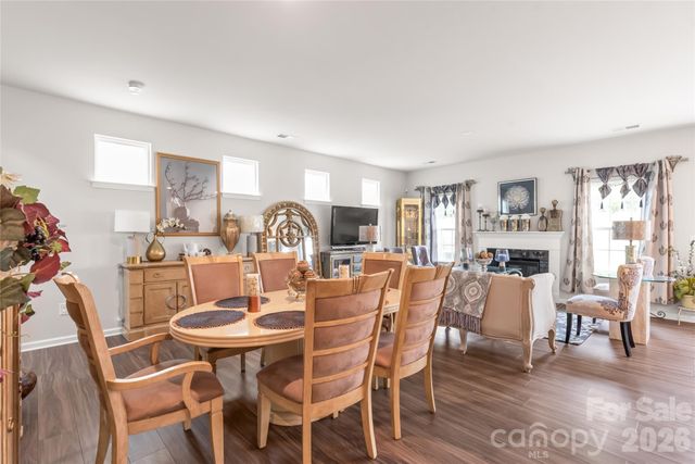 15308 Lake Ridge Road, Charlotte, NC 28278