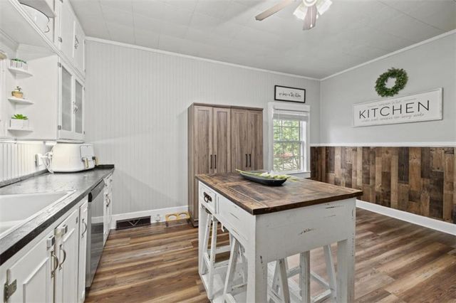 157 Park Avenue, Trion, GA 30753