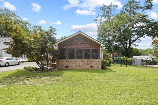 157 Park Avenue, Trion, GA 30753