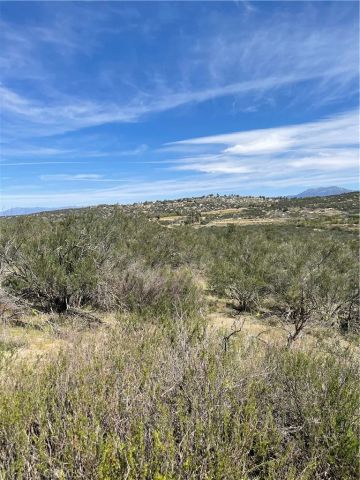 55 Madera, Hemet, CA 92544