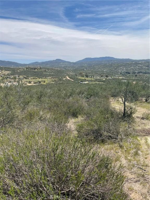 55 Madera, Hemet, CA 92544