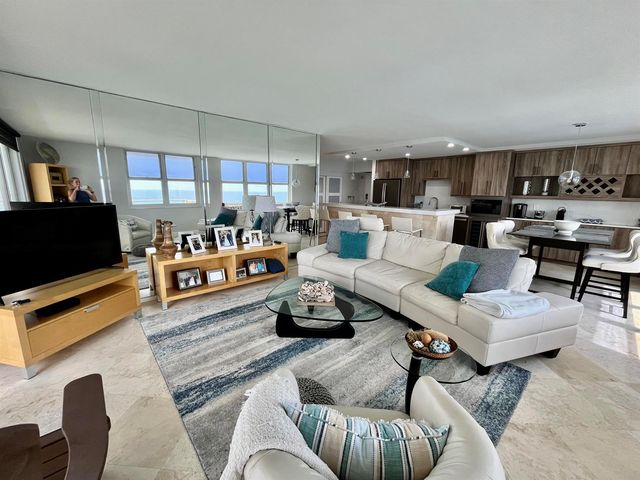 5440 N Ocean Drive 1107, Singer Island, FL 33404
