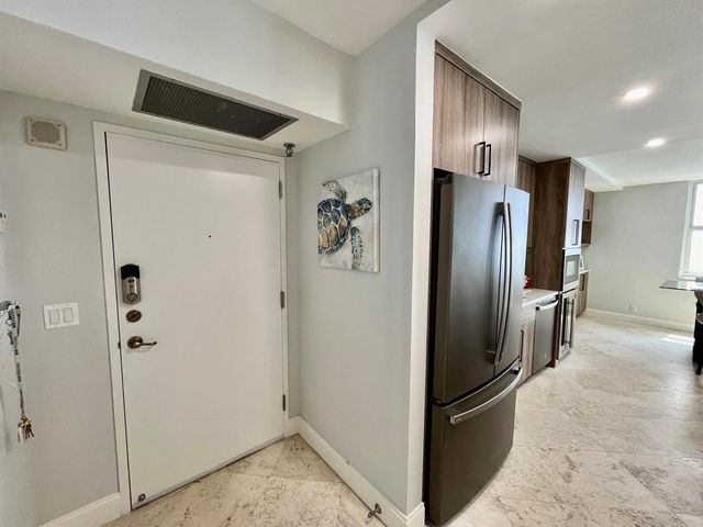 5440 N Ocean Drive 1107, Singer Island, FL 33404
