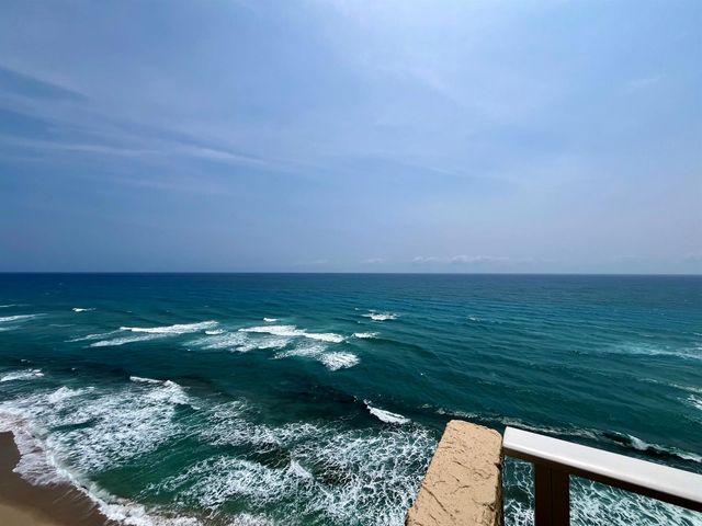 5440 N Ocean Drive 1107, Singer Island, FL 33404
