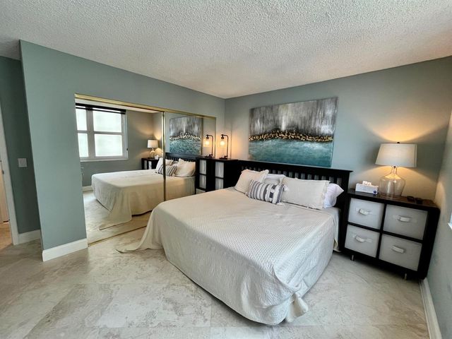5440 N Ocean Drive 1107, Singer Island, FL 33404