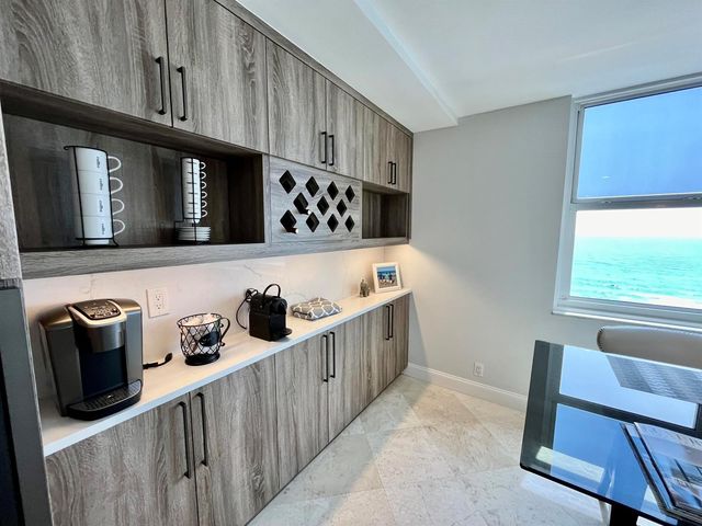 5440 N Ocean Drive 1107, Singer Island, FL 33404