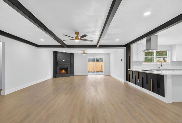 903 Rosewood Drive, Baytown, TX 77520