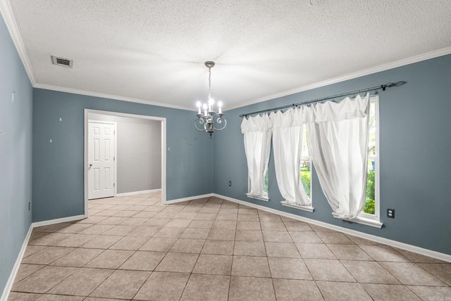 38 White Oak Dr, Conway, AR 72034