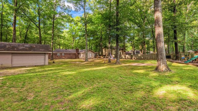38 White Oak Dr, Conway, AR 72034