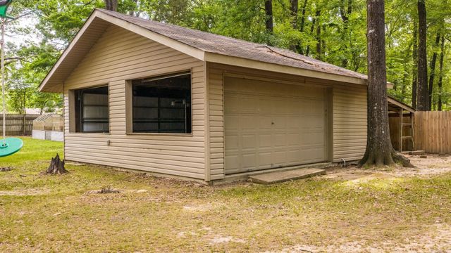38 White Oak Dr, Conway, AR 72034