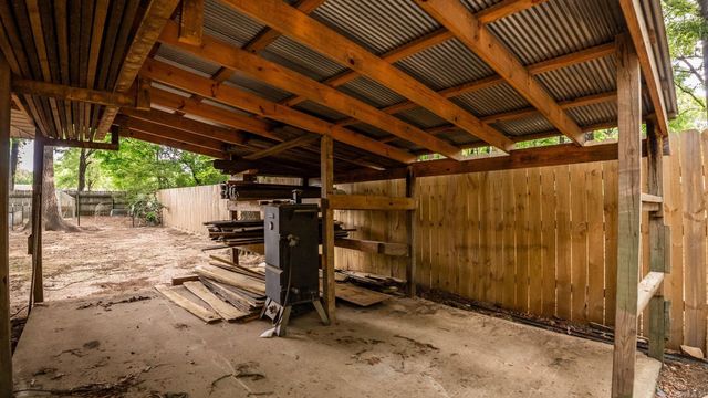 38 White Oak Dr, Conway, AR 72034