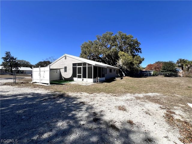 4040 S Edgewater CIR, Labelle, FL 33935