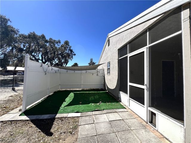 4040 S Edgewater CIR, Labelle, FL 33935