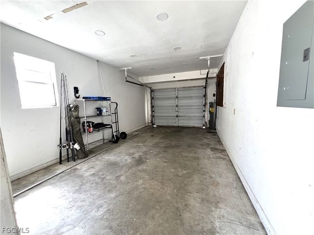 4040 S Edgewater CIR, Labelle, FL 33935