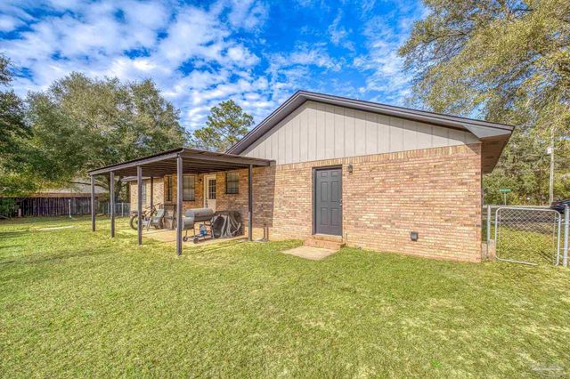 5279 Willard Norris Rd, Milton, FL 32570
