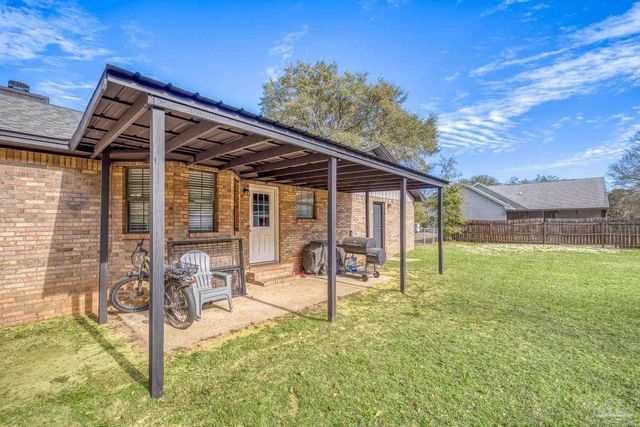 5279 Willard Norris Rd, Milton, FL 32570